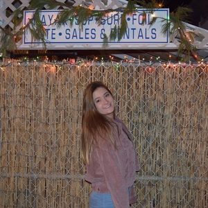 Meet your Posher, Ashleigh